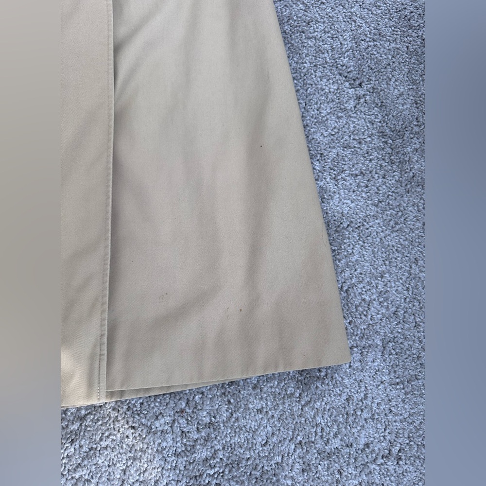 Vintage Aquascutum London Trench Coat | Classic Beige | Checked Lining - Picture 15 of 17